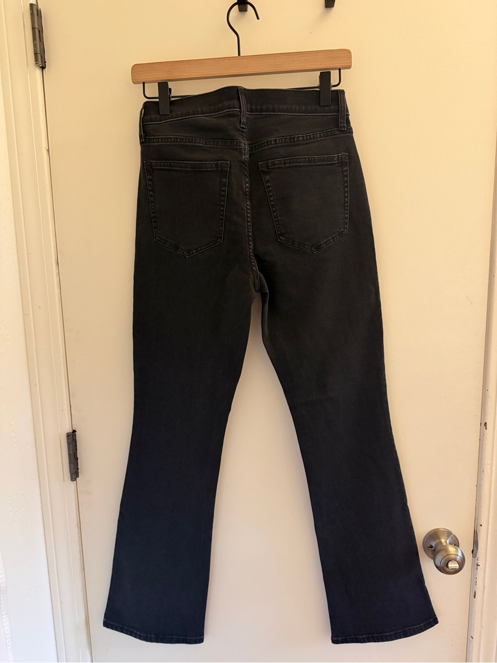 GAP Mid Rise Baby Boot Jeans - Picture 2 of 4